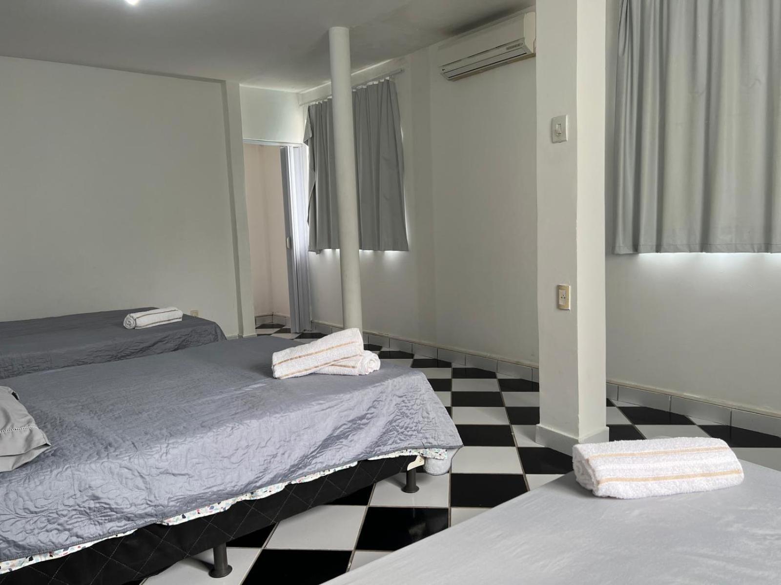 Casa Ampla Com Piscina E Churrasqueira Em Pn Natal