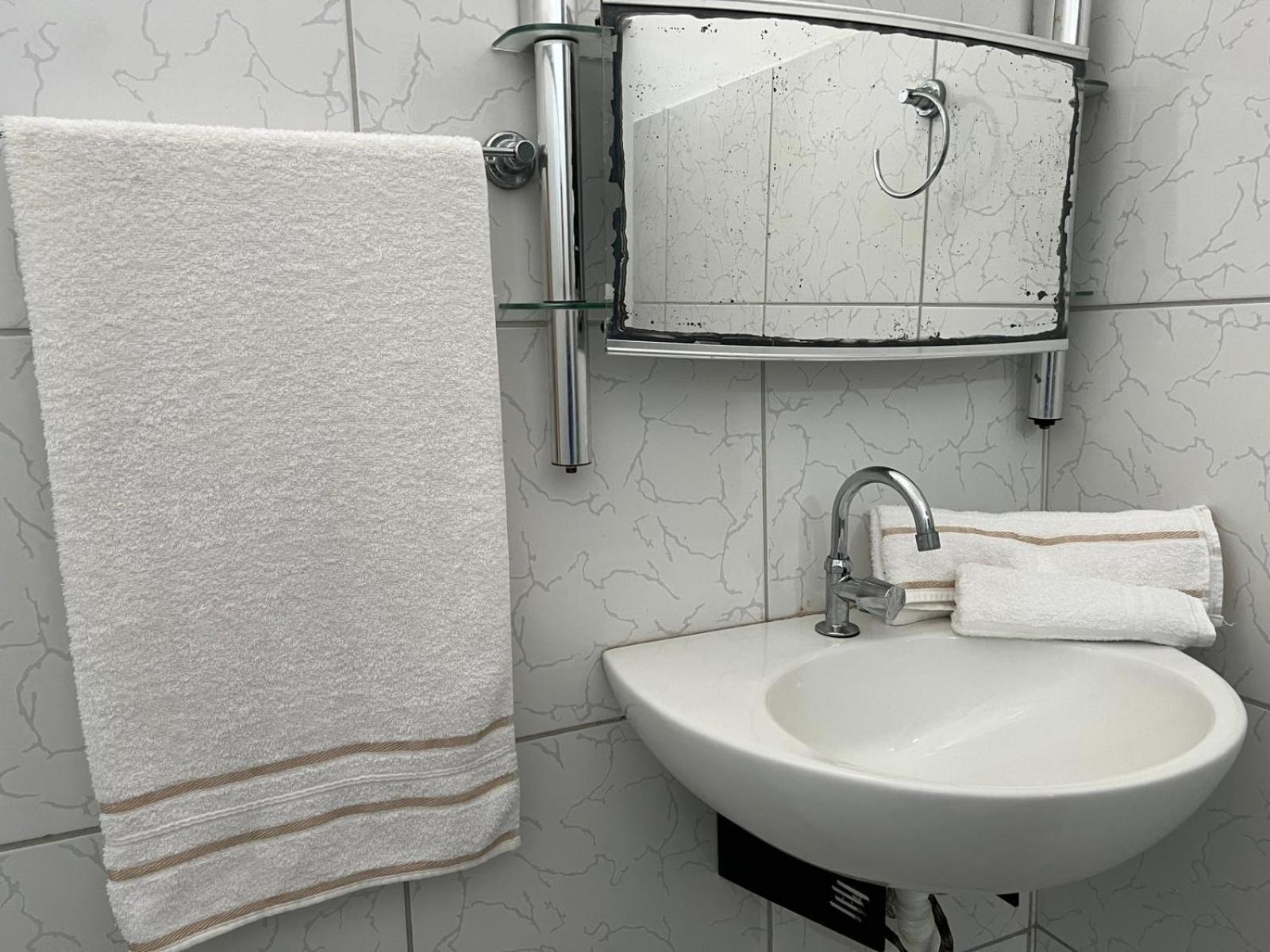 Casa Ampla Com Piscina E Churrasqueira Em Pn * Natal