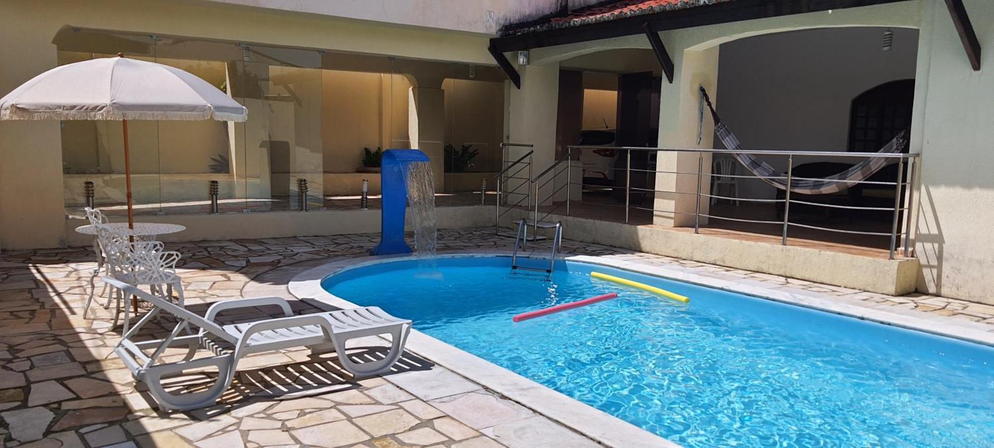 Casa Ampla Com Piscina E Churrasqueira Em Pn *